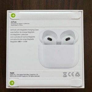 NIB Apple AirPods (3rd Gen)